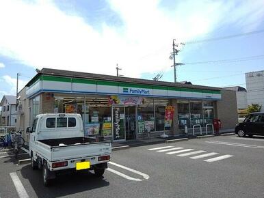 ファミリーマート