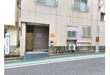 情報提供会社