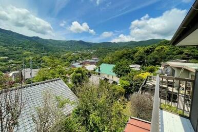 奥湯河原の爽快な山々の眺望に心身共に癒されます