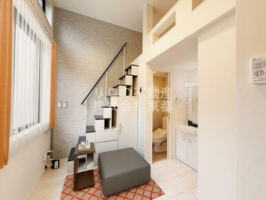 こちらの家具はCGです。家具付きではございません。