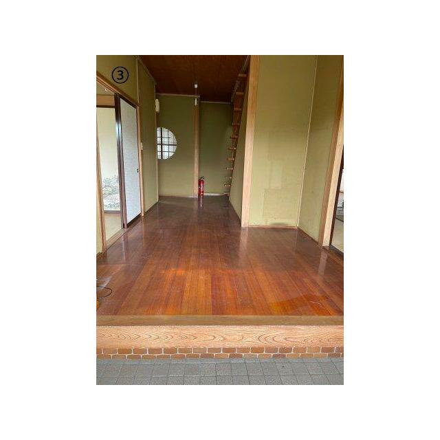 シンプルで使いやすい玄関です