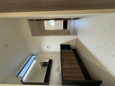 家族やゲストの笑顔が浮かんできそうな玄関（7号棟）