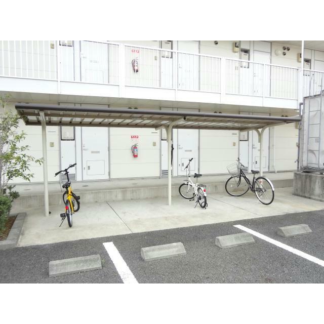 屋根付き駐輪場