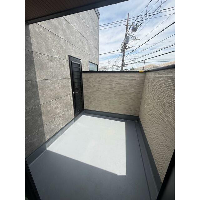 部屋の外と中をつなぐバルコニー、使い方自在！（1号棟）