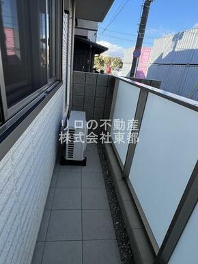 バルコニー付！お天気のいい日は洗濯物も気持ちよく干せますね！