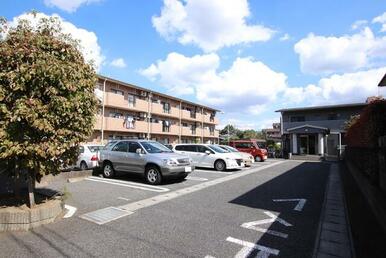 敷地内駐車場※要空確認