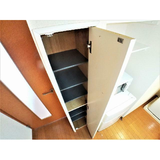 シューズボックス