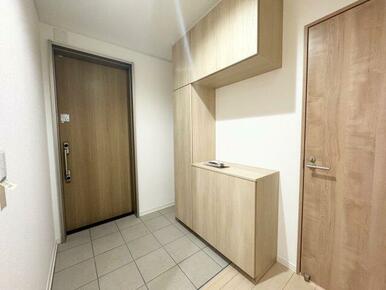 シンプルで使いやすい玄関です