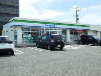 ファミリーマート 福島成川店