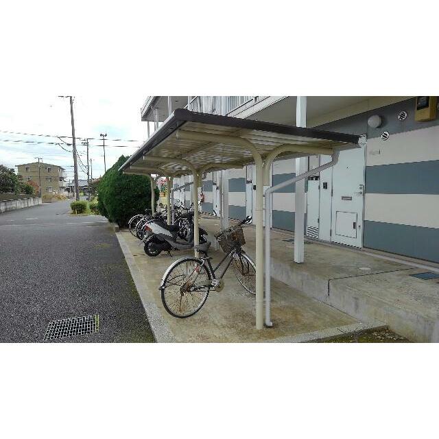屋根付き駐輪場
