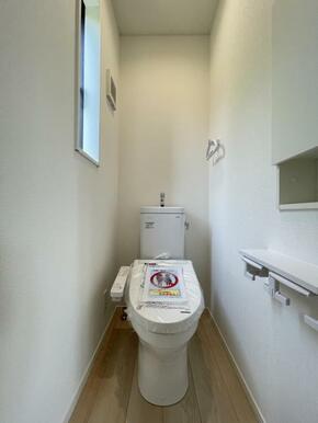 各階にトイレを完備！ゲスト用と使い分けもできますね＾＾