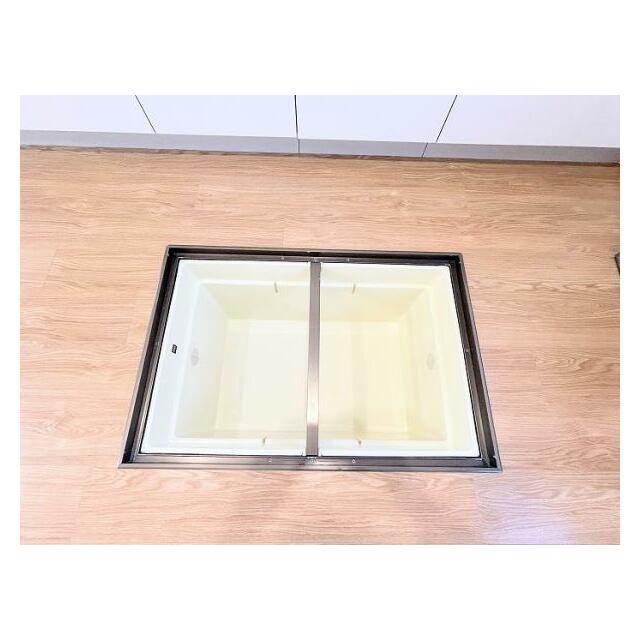 キッチン　床下収納