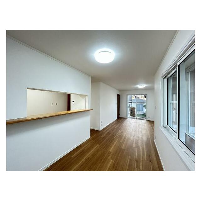 「LDK」別の角度からのお写真です。