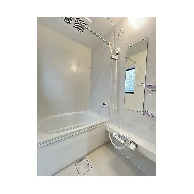 浴室　新品交換済