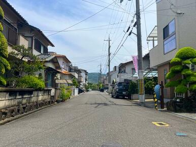 周辺交通量も少なく閑静な住宅街です♪