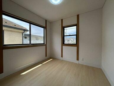 「洋室５帖」クロス張り替えました