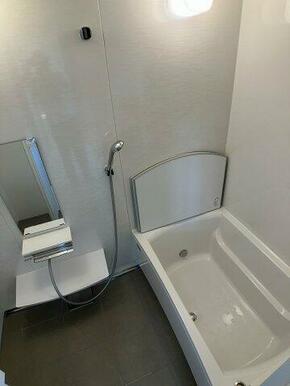 ユニットバス交換済み♪