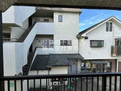 バルコニーからの景色です！圧迫感がないので暮らしやすい♪