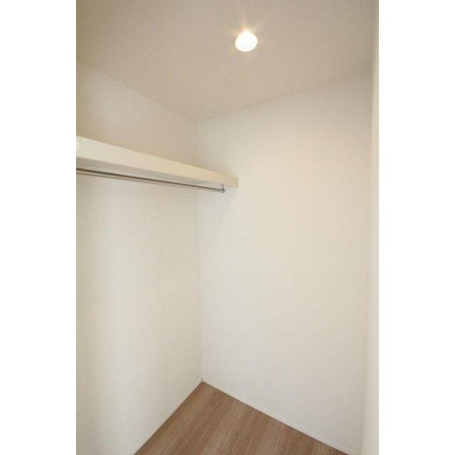 7帖の洋室にウォークインクローゼット付き