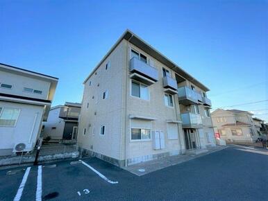 ☆積水ハウス施工の３階建て賃貸住宅シャーメゾンです♪