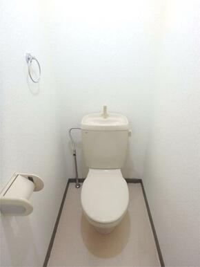 バス・トイレ別　ウォシュレット新設します（写真は取付前のものです）