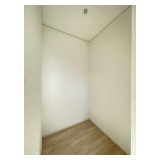 大きいものから小さなものまで、たっぷり収納できて整理整頓に大活躍！