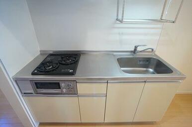 キッチンは２口ガスコンロでございます