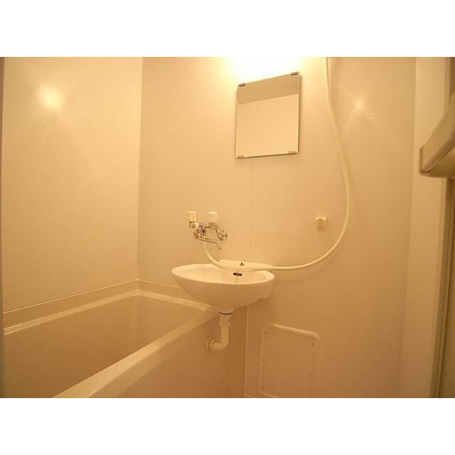 掲載画像は別室の画像のものです。