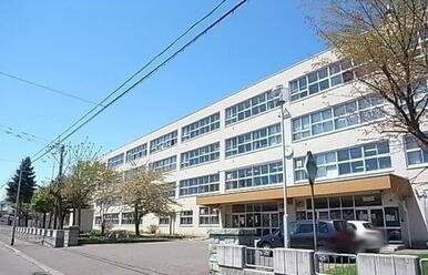 新琴似北中学校