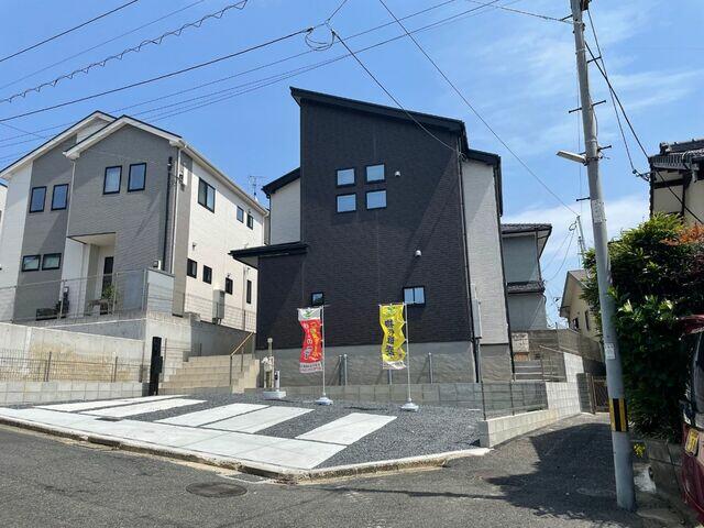 物件画像 北九州市八幡東区 荒手１丁目 (枝光駅) 2階建 4LDK