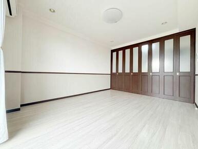 別部屋・反転タイプ参考写真となります