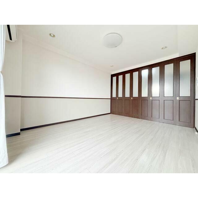 別部屋・反転タイプ参考写真となります