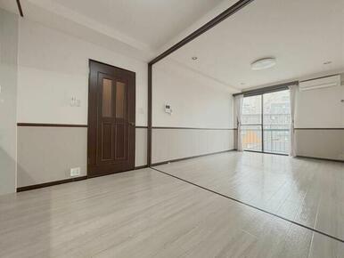 別部屋・反転タイプ参考写真となります