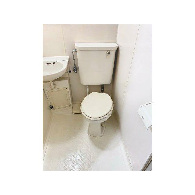 ※同建物ほかのお部屋の写真です。