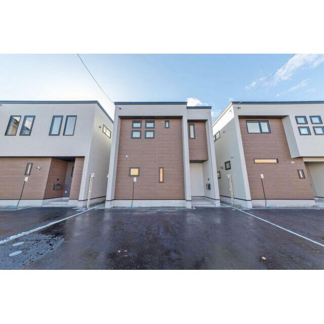 外観（(1)(2)(3)号棟）