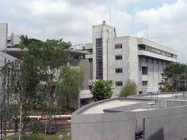 多摩美術大学
