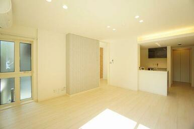 【ＬＤＫ１０．２帖】対面式キッチンを採用