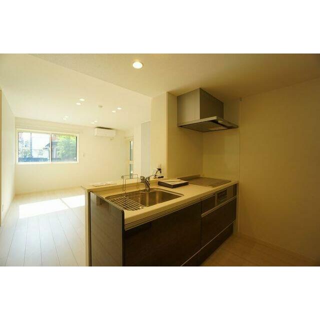 【キッチン】お手入れしやすいＩＨクッキングヒーター