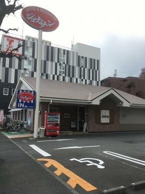 ジョナサン六角橋店