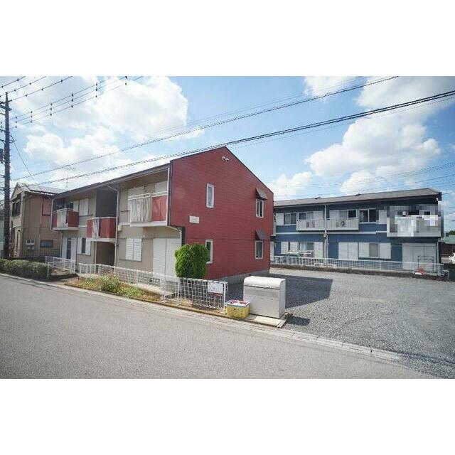 ２階建て軽量鉄骨造