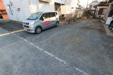 敷地内駐車場です♪