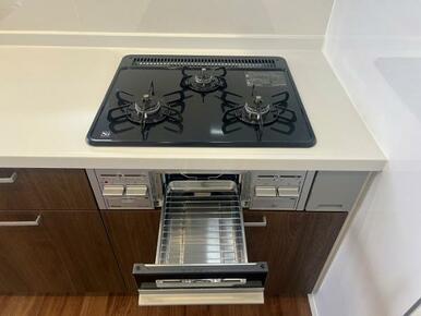 コンロ新品交換済み