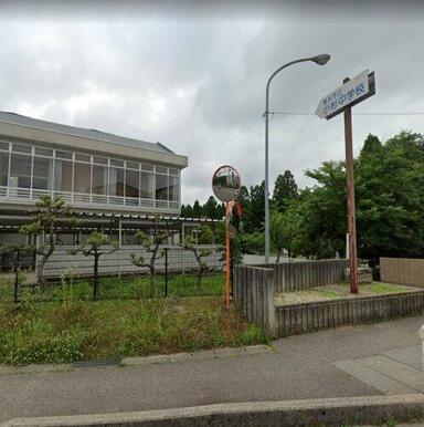 射水市立小杉中学校