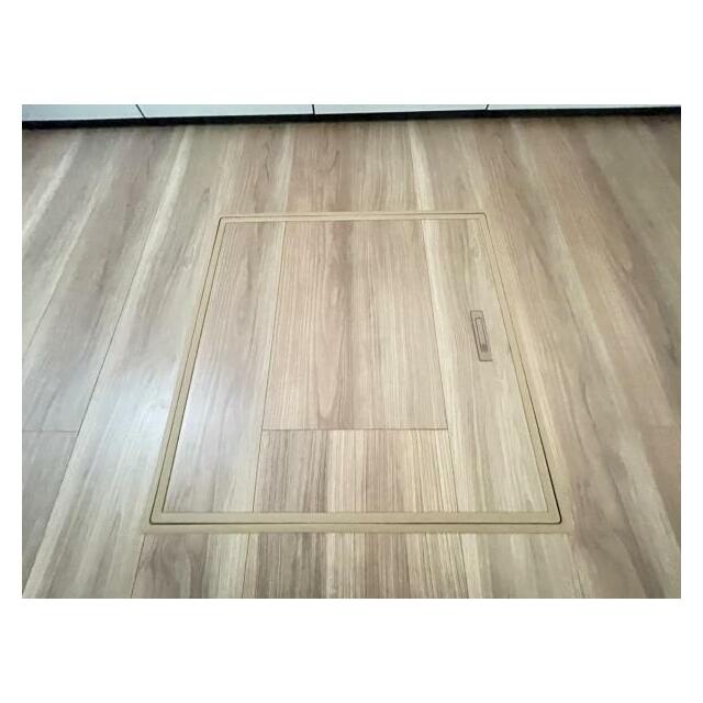 お漬物を漬けたり鍋などの季節物もしまっておける便利な床下収納！