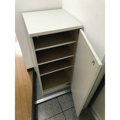 シューズボックス