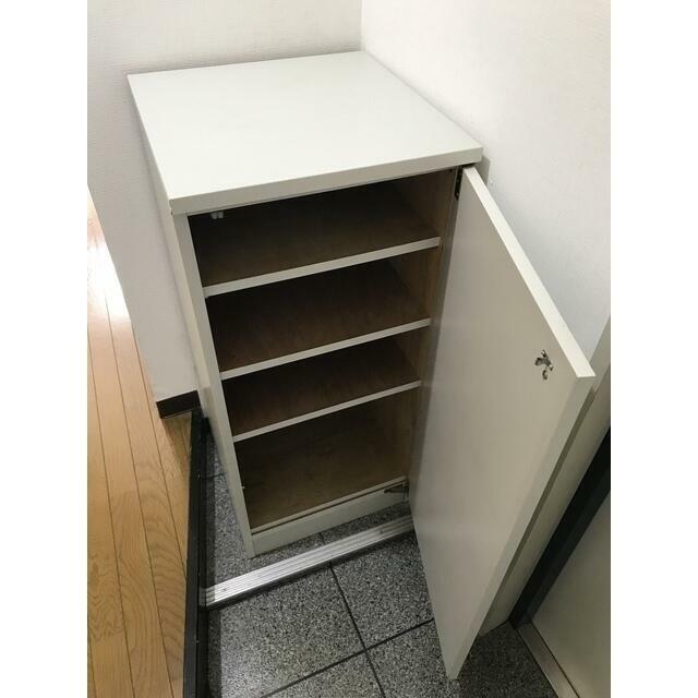 シューズボックス