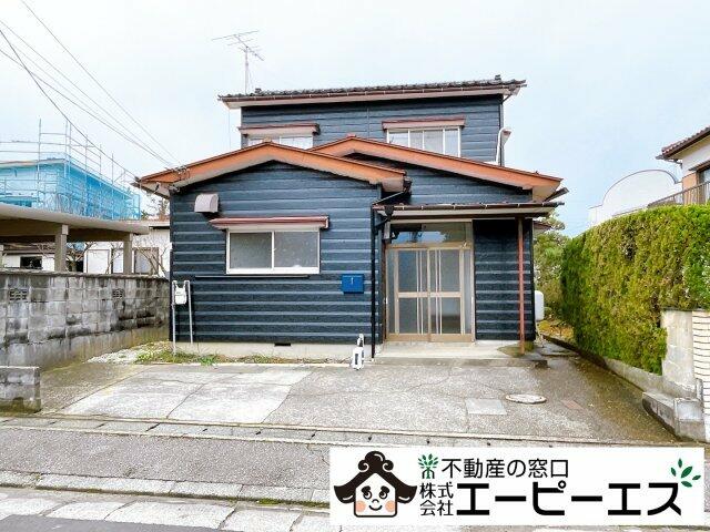 富山市 新金代１丁目 2階建 4DK