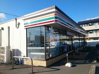 セブンイレブン日高町行人店