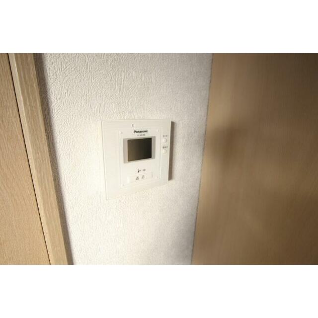 嬉しいエアコン付です！！