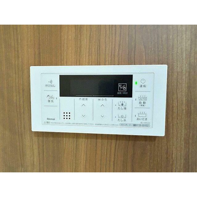 キッチン横収納スペース